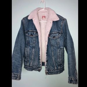 ❗️SOLD❗️ 80s Vintage Levi’s Sherpa ❗️SOLD❗️